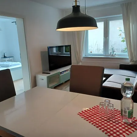 Am Storchennest In Bei Gadebusch Krembz